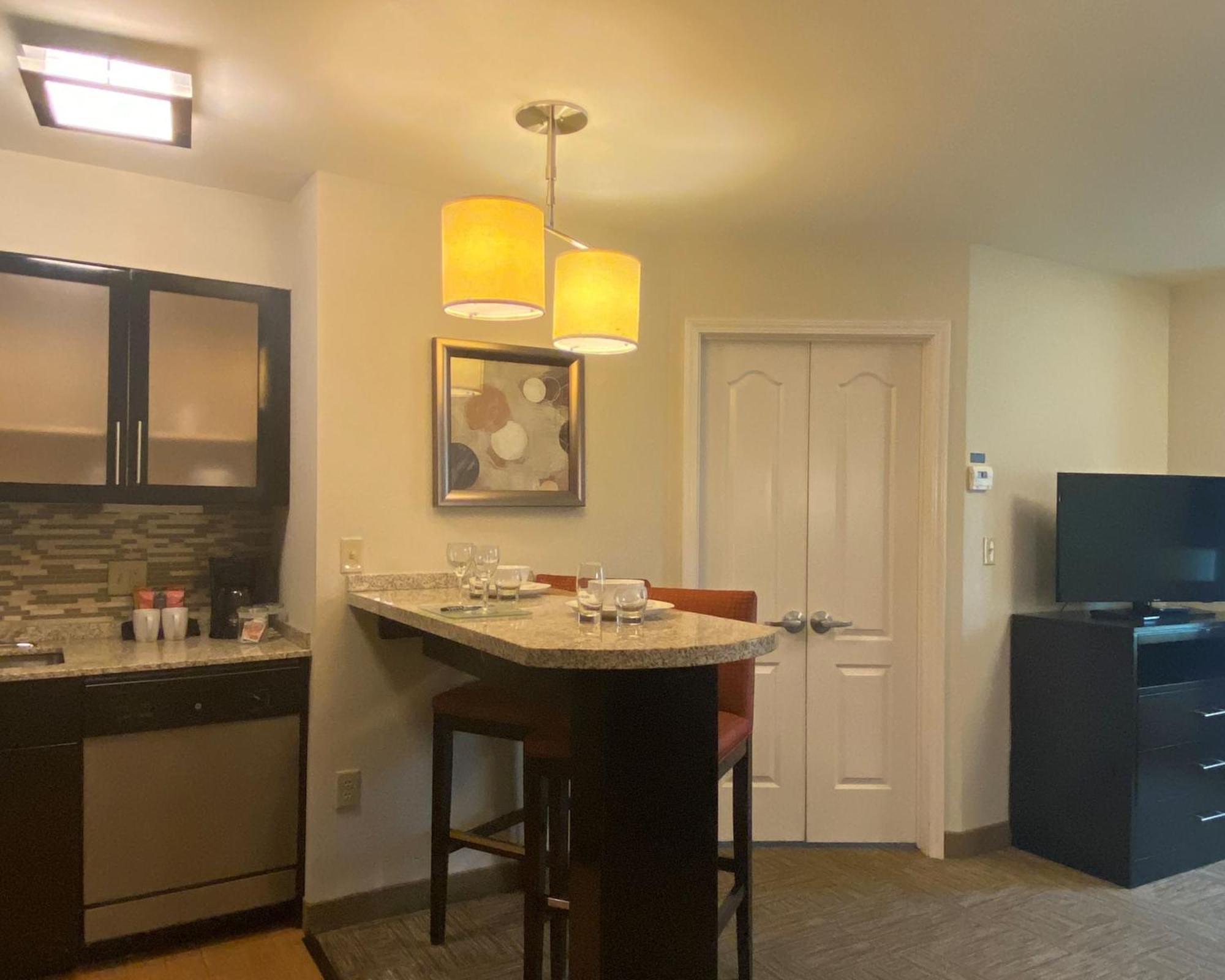 Staybridge Suites Syracuse Liverpool By Ihg Extérieur photo